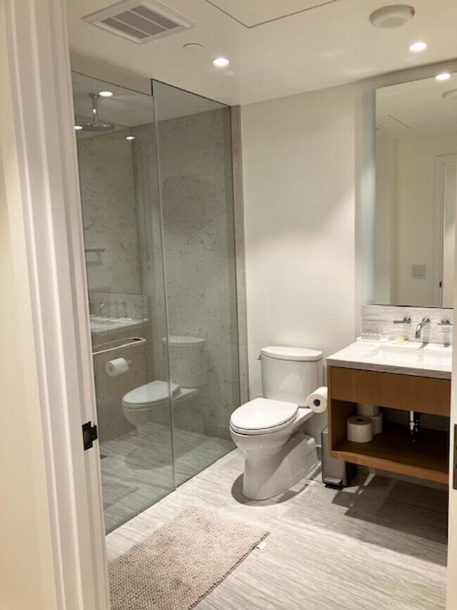 Building Photo - $8,400–1100 Ala Moana Blvd, VICTORIA PLACE...