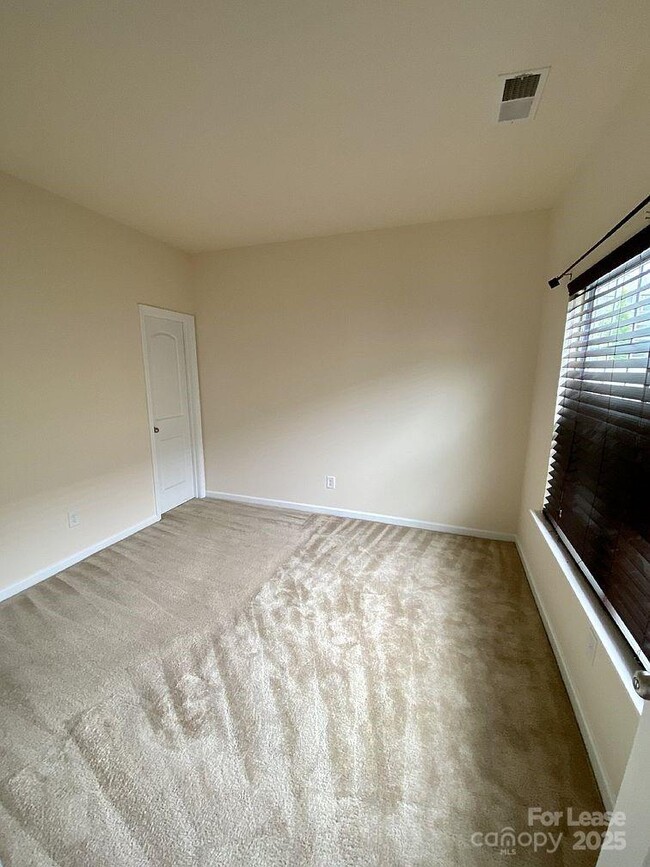 Building Photo - 4704 Pepperstone Ln