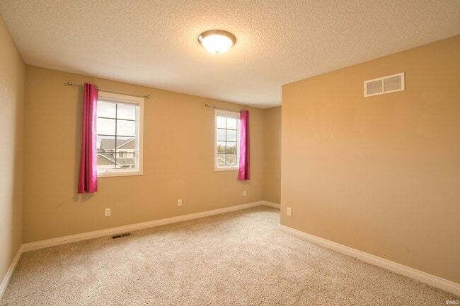 Building Photo - 625 Perolla Dr