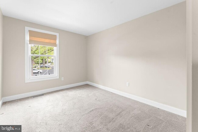 Building Photo - 17429 Gallagher Way