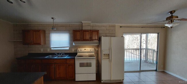Building Photo - 1401 Wilderness Acres Ln