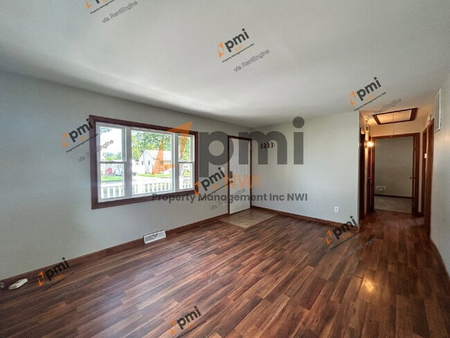 Building Photo - 3 Walnut Pkwy