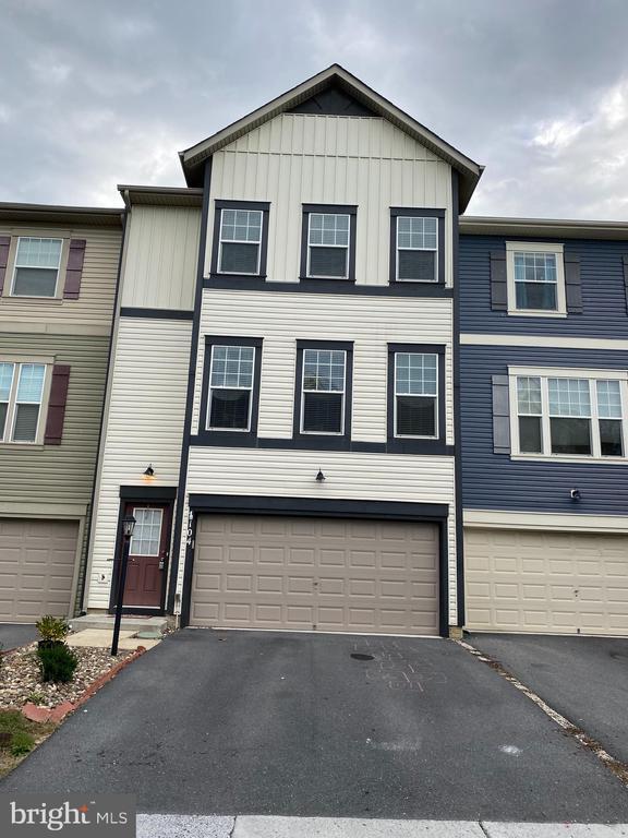 Building Photo - 104 Gretchen Ct