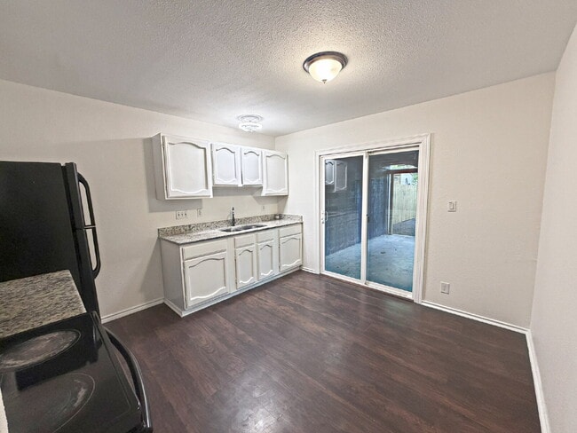 Building Photo - 5215 Village Haven