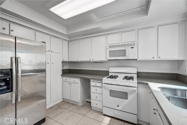 Building Photo - 4526 Heil Ave