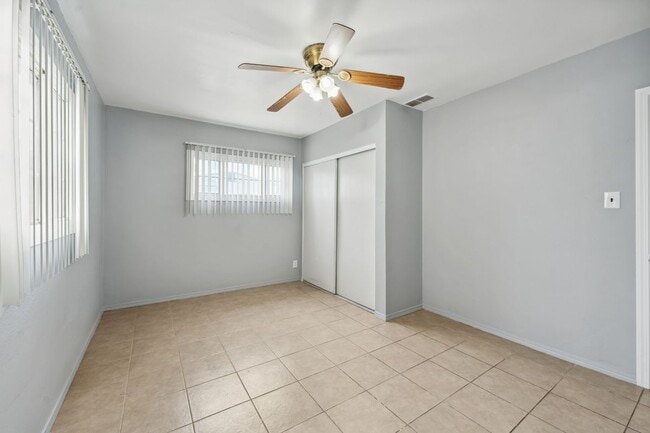 Building Photo - 820 Carlotta Ct