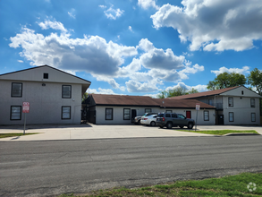 Building Photo - DELMAR PLACE APARTMENTS