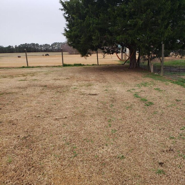 Building Photo - 2969 NC-33