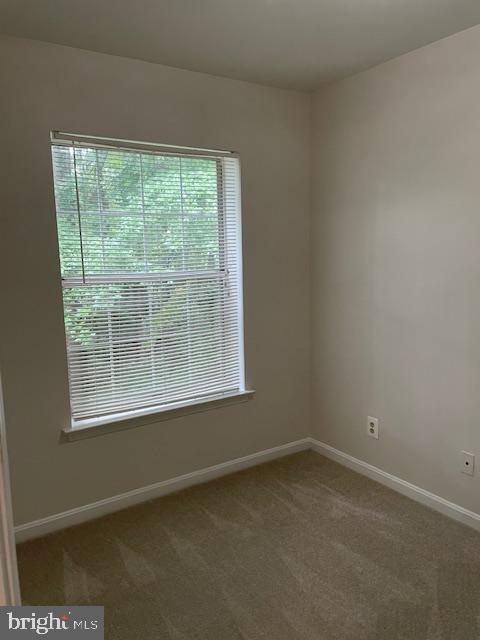 Building Photo - 5900 Cove Landing Rd