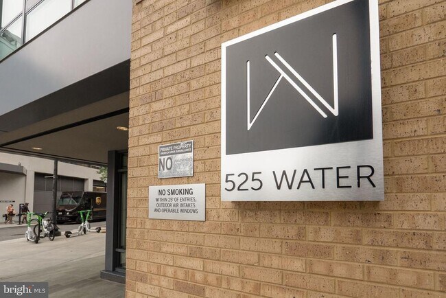 Building Photo - 525 Water St SW