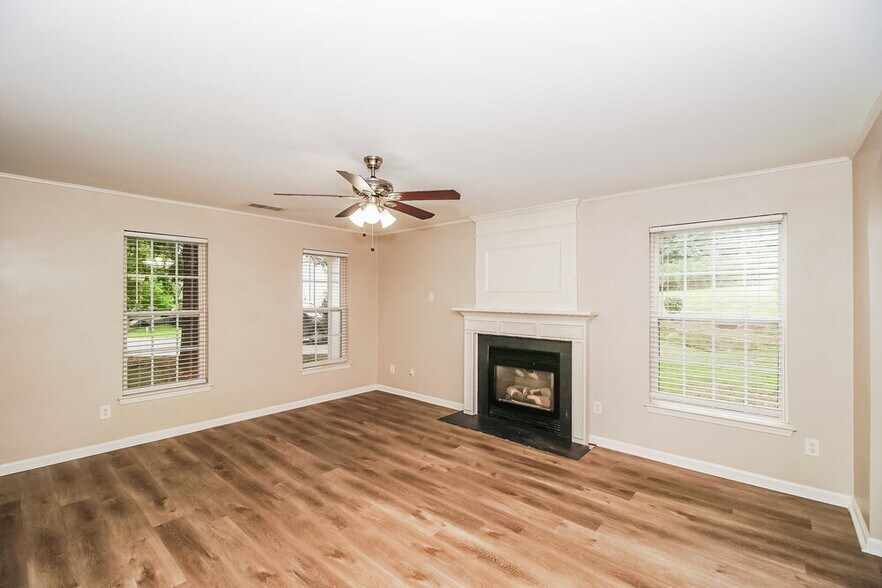 Building Photo - 7000 Indian Ridge Ln