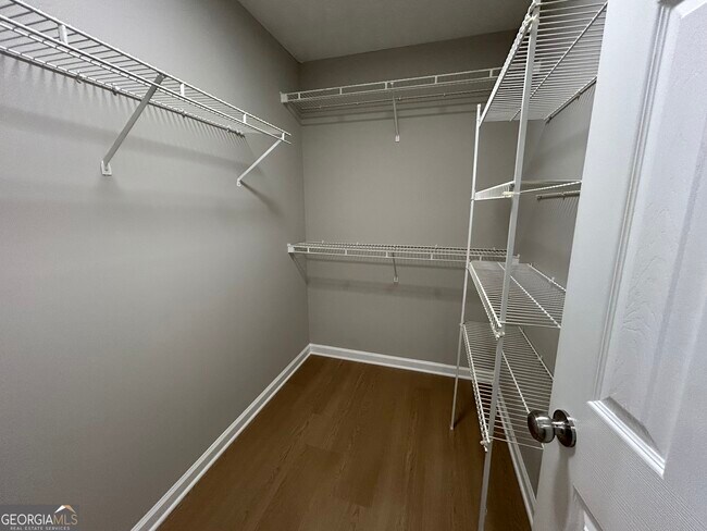 Building Photo - 2715 White Blossom Ln