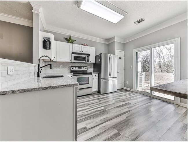 Building Photo - 388 Weatherstone Pl