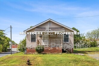 Building Photo - 112 S Raleigh St