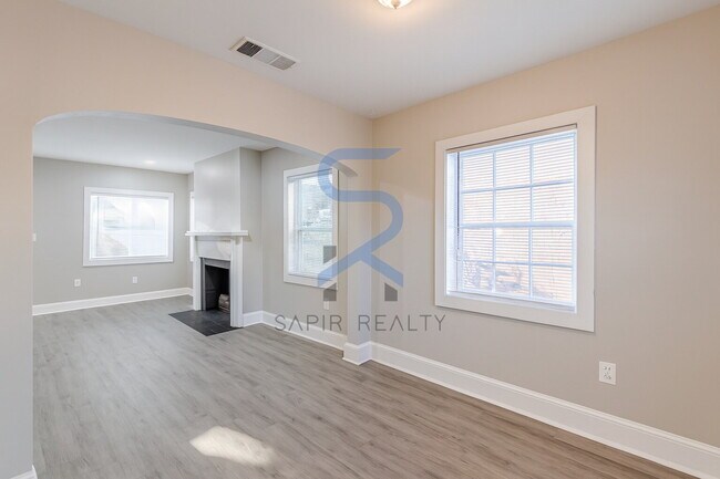 Building Photo - LIMITED-TIME OFFER! Apply today with NO APPLICATION FEE! Terms apply. Call (678) 487-7896, Option...