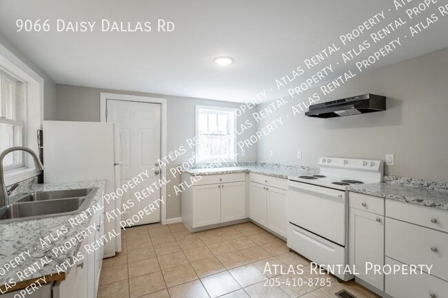 Building Photo - 9066 Daisy Dallas Rd