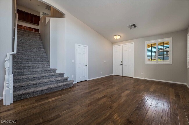 Building Photo - 2802 Auchmull St