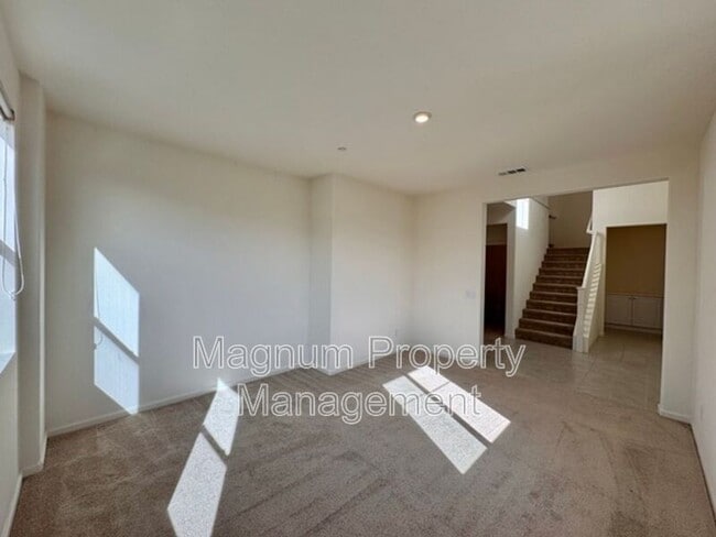 Building Photo - 31310 Reserve Dr