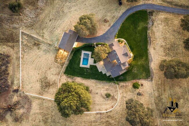 Building Photo - 5291 Bryant Rd