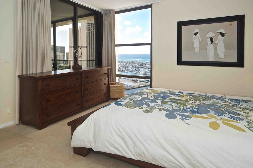 Building Photo - 1600 Ala Moana Blvd
