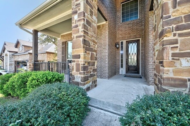 Building Photo - 779 Wild Rose Dr