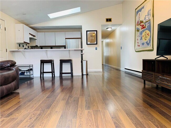 Building Photo - 35 Ashumet Rd