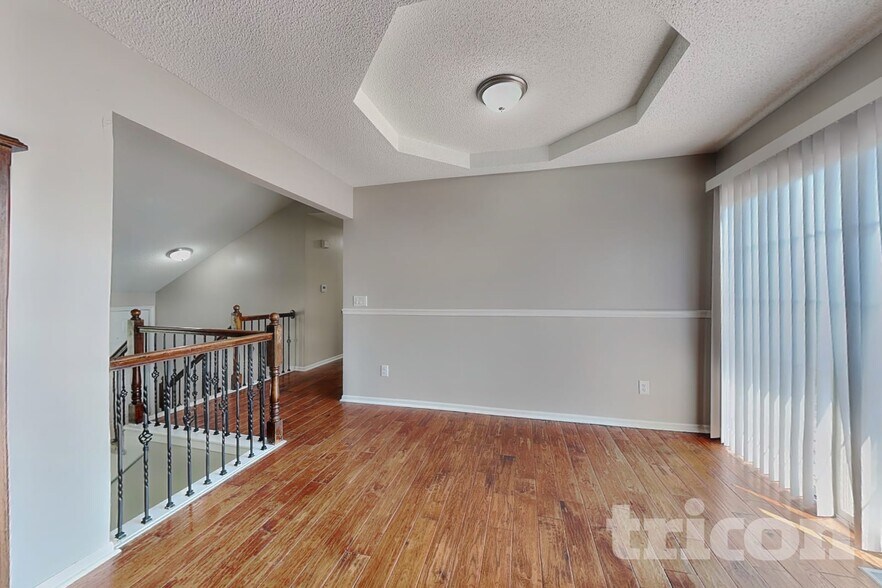 Building Photo - 1501 Cypress Dr