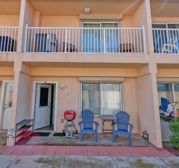 Building Photo - 3101 Gulf Blvd
