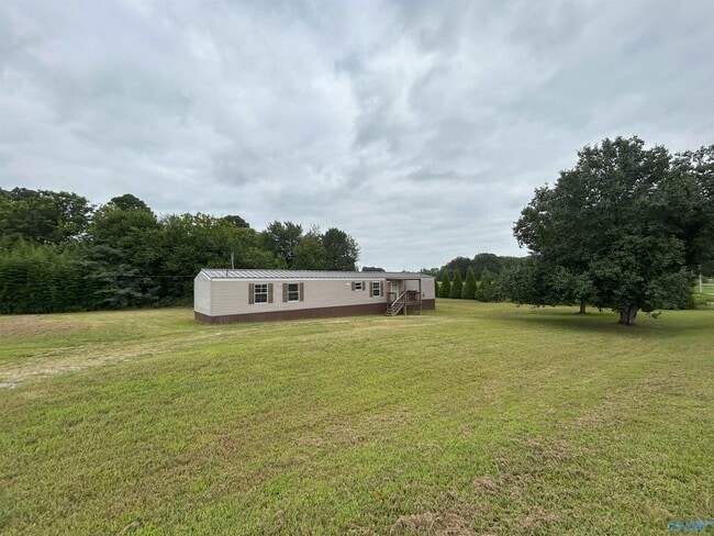 Building Photo - 15025 Hobbs Rd