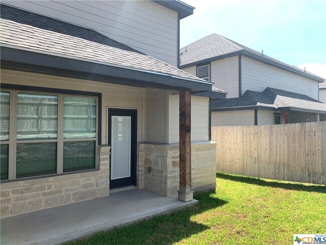 Building Photo - 2024 Rueben Rd