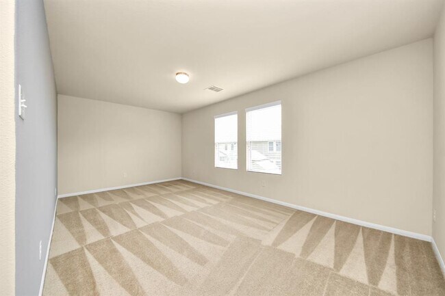 Building Photo - 9914 Swallow Dr