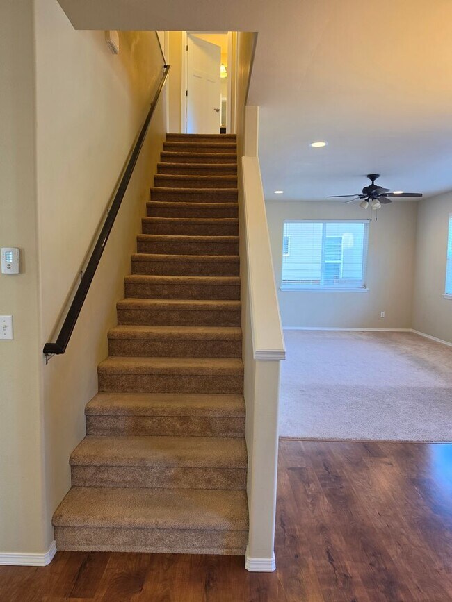 Building Photo - 21697 NW Monterey Loop