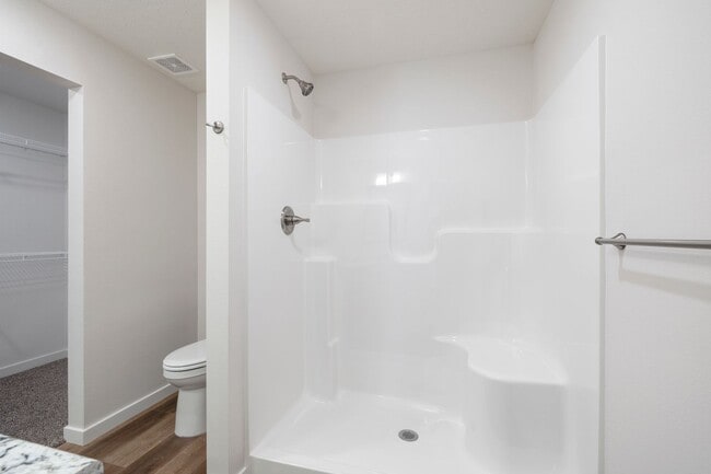 Building Photo - BRAND NEW 3 BEDROOM HOME - BOLIVAR, MO