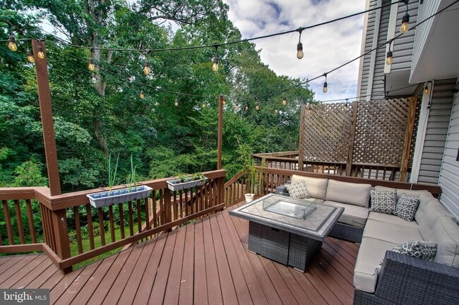 Building Photo - 200 Sulgrave Ct