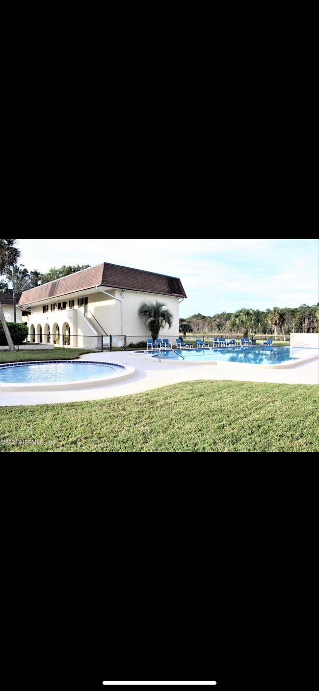 Building Photo - 1557 El Prado Rd