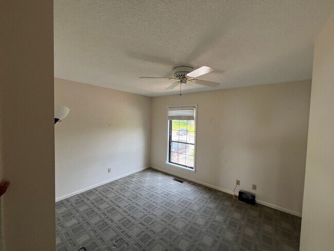 Building Photo - Mountaintop Condo for rent