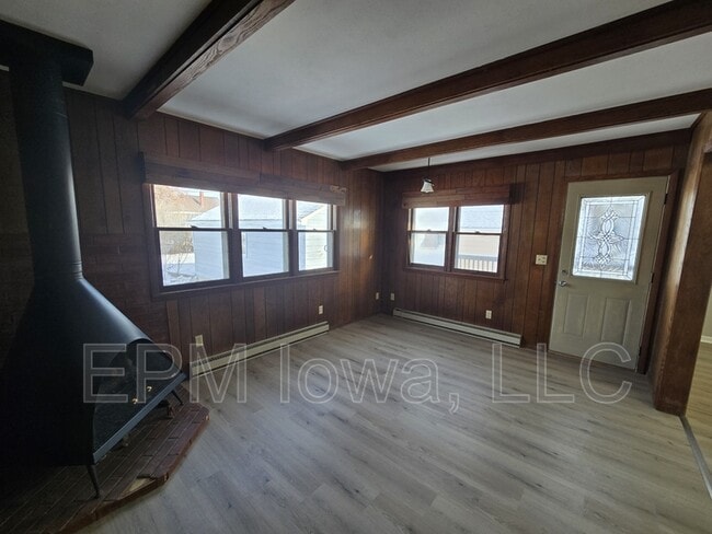 Building Photo - 1147 Bourland Ave