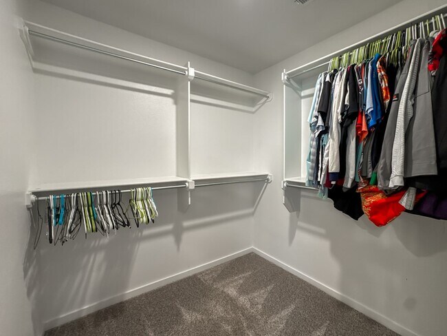 Building Photo - 1212 Ash St