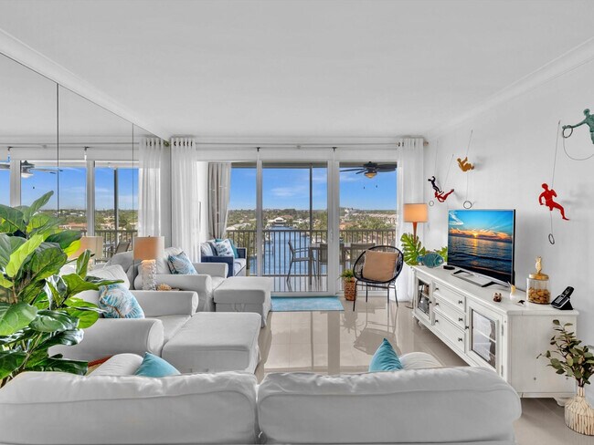 Building Photo - 3100 S Ocean Blvd