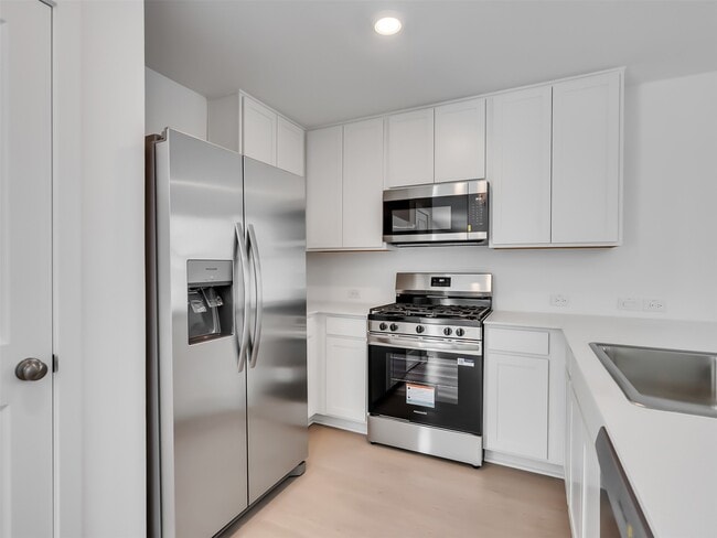 Building Photo - 31404 Pratola Serra Cir