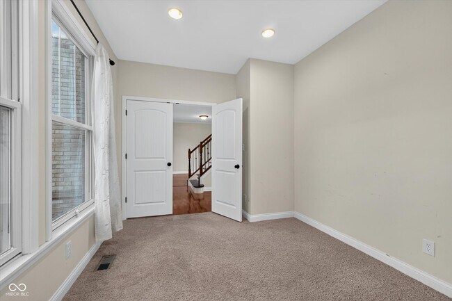 Building Photo - 13636 Falcon Way