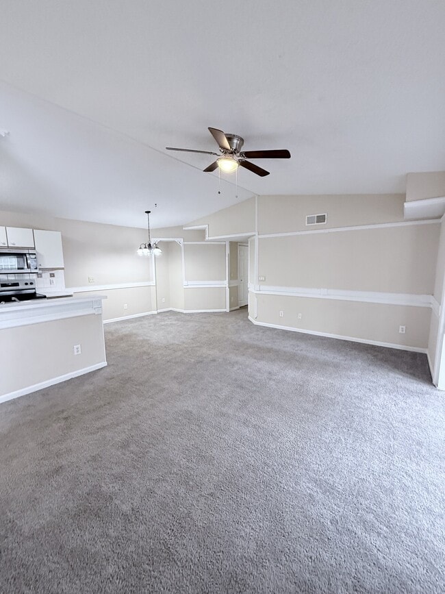 Building Photo - 8558 Hopkins Cir