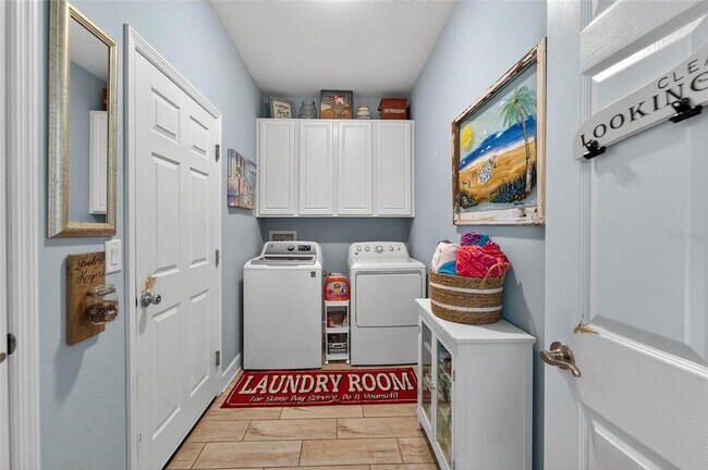 Building Photo - 5227 ADMIRAL POINTE Dr