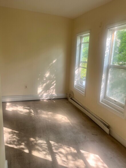 Bedroom - 426 Elk St
