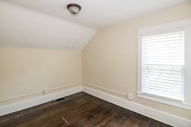 Building Photo - 221 E Mosley St