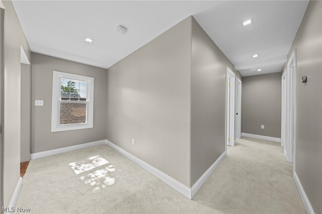 Building Photo - 4902 Tillman Ave