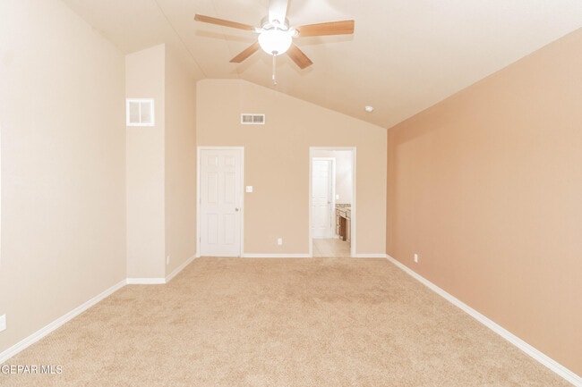 Building Photo - 14529 Jesus Almeida