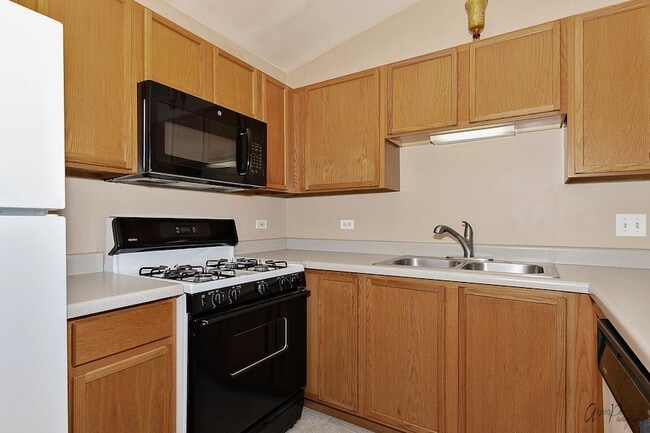 Building Photo - 1187 N Red Oak Cir