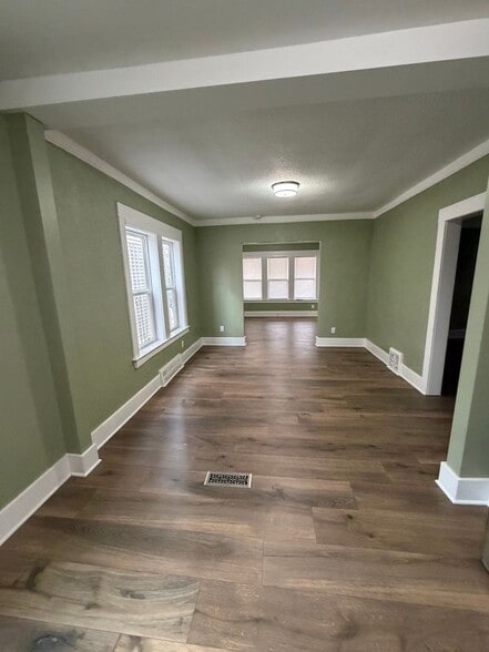 Building Photo - 7263 Senator St