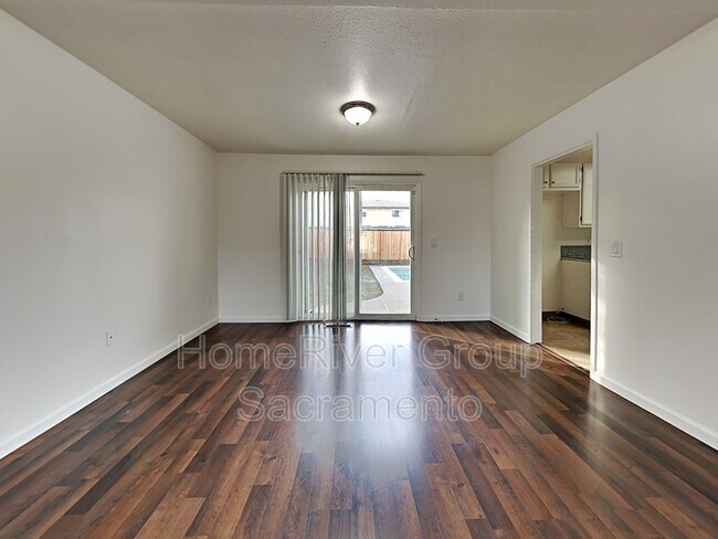 Building Photo - 431 Windward Way